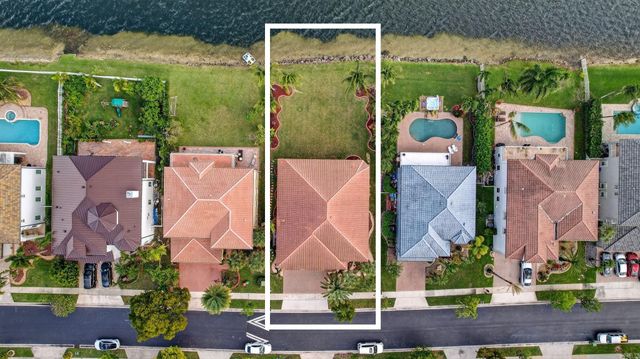 1071 SW 171st Terrace, Pembroke Pines, FL 33027