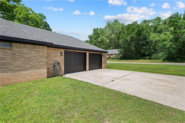 5936 Lundy Road, Theodore, AL 36582