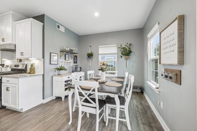 3037 Persimmon St, Columbia, TN 38401