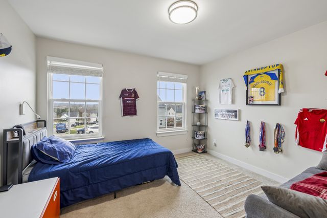 3037 Persimmon St, Columbia, TN 38401