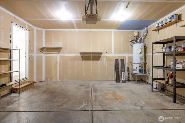 4151 69th Avenue Ct E, Fife, WA 98424