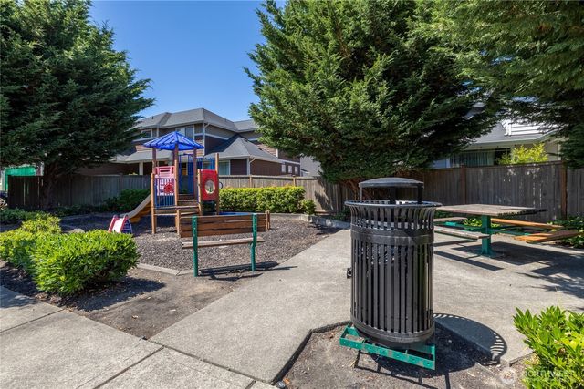 4151 69th Avenue Ct E, Fife, WA 98424