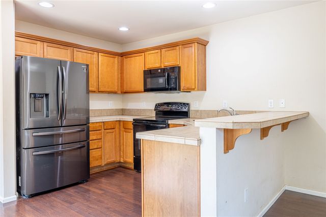 4151 69th Avenue Ct E, Fife, WA 98424