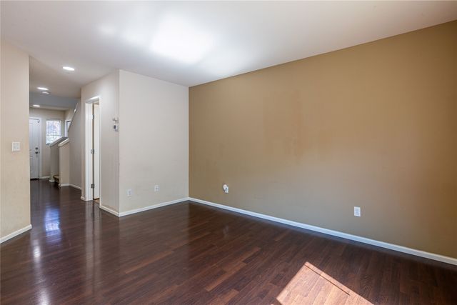 4151 69th Avenue Ct E, Fife, WA 98424