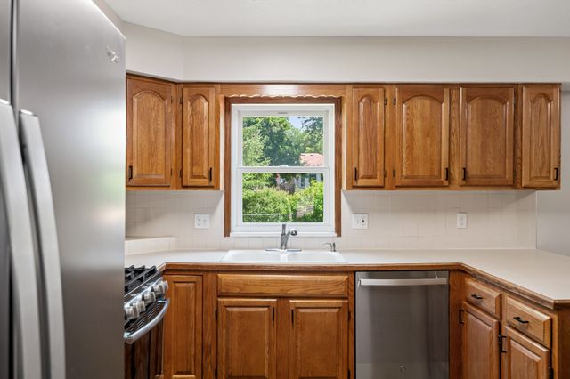 2805 NW Park Lane, Ankeny, IA 50023