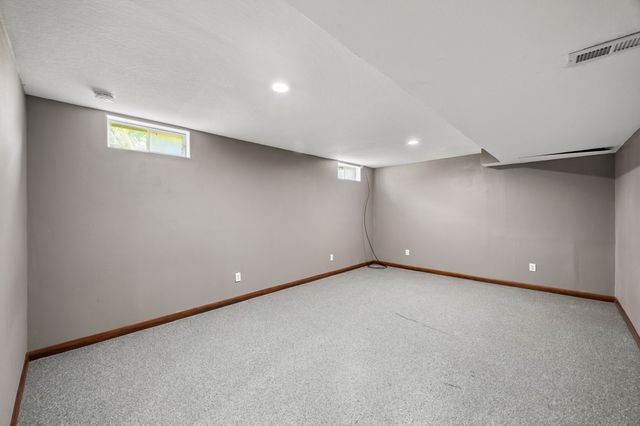 2805 NW Park Lane, Ankeny, IA 50023