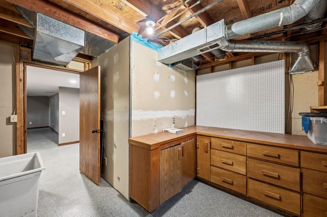 2805 NW Park Lane, Ankeny, IA 50023
