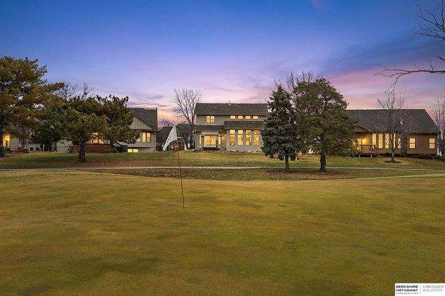 1226 Cork Drive, Papillion, NE 68046