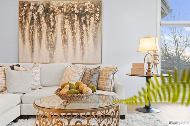 1226 Cork Drive, Papillion, NE 68046