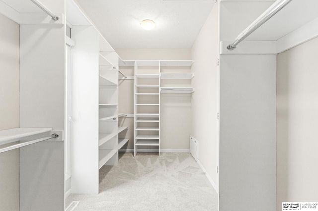 1226 Cork Drive, Papillion, NE 68046