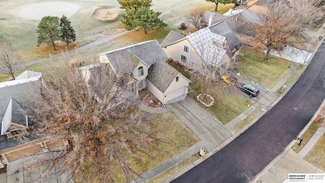 1226 Cork Drive, Papillion, NE 68046