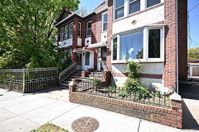 86-46 139th Street, Briarwood, NY 11435