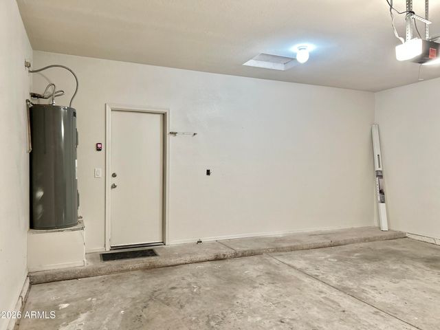 11824 W Windsor Avenue, Avondale, AZ 85392