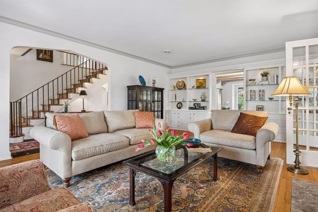 306 W Minnehaha Parkway, Minneapolis, MN 55419