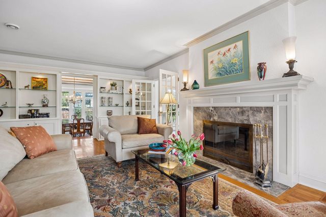 306 W Minnehaha Parkway, Minneapolis, MN 55419