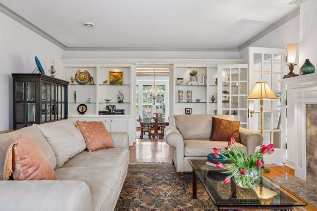 306 W Minnehaha Parkway, Minneapolis, MN 55419