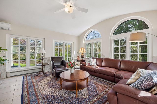 306 W Minnehaha Parkway, Minneapolis, MN 55419