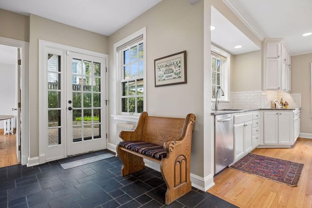 306 W Minnehaha Parkway, Minneapolis, MN 55419