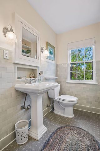 306 W Minnehaha Parkway, Minneapolis, MN 55419