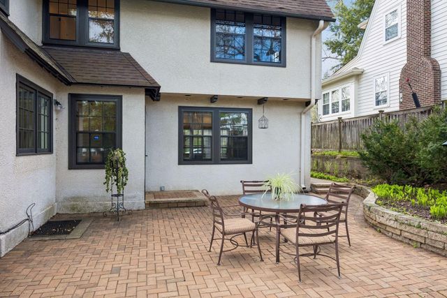 306 W Minnehaha Parkway, Minneapolis, MN 55419