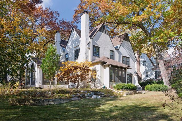 306 W Minnehaha Parkway, Minneapolis, MN 55419