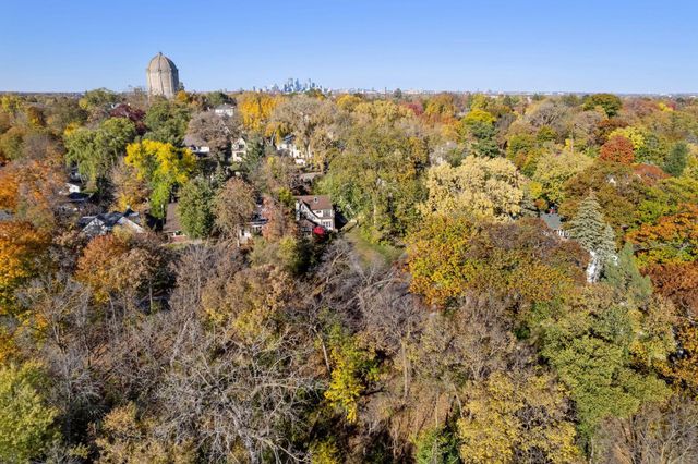 306 W Minnehaha Parkway, Minneapolis, MN 55419