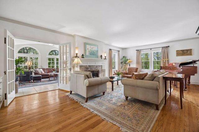 306 W Minnehaha Parkway, Minneapolis, MN 55419