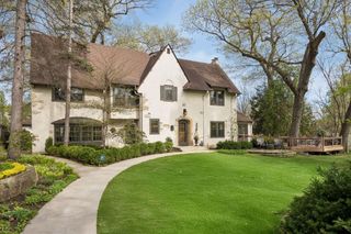 306 W Minnehaha Parkway, Minneapolis, MN 55419