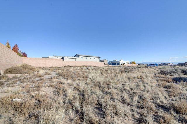 6535 Azor Lane NW, Albuquerque, NM 87120