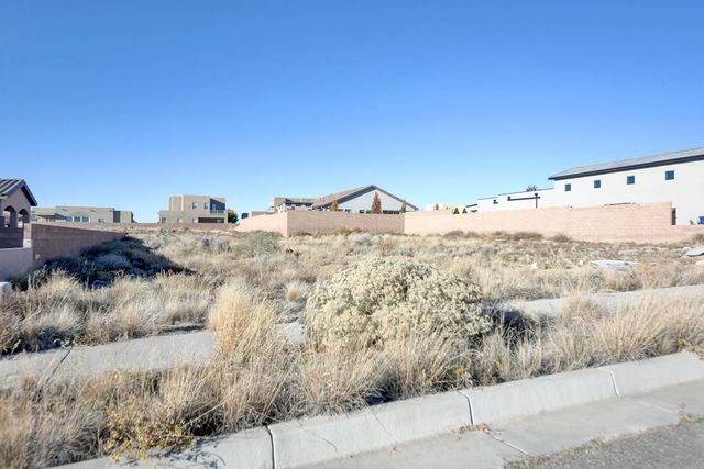 6535 Azor Lane NW, Albuquerque, NM 87120