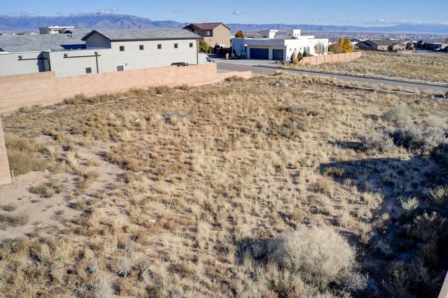 6535 Azor Lane NW, Albuquerque, NM 87120