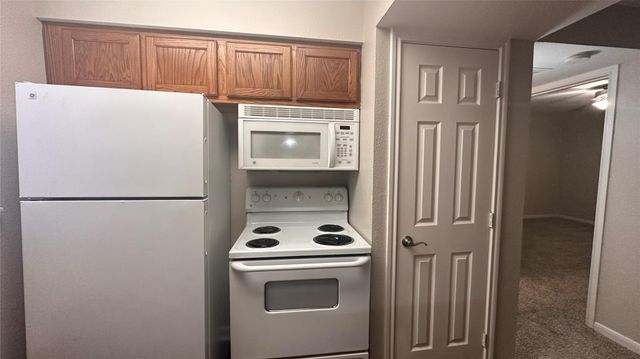 2825 Bellefontaine Street 225A, Houston, TX 77025