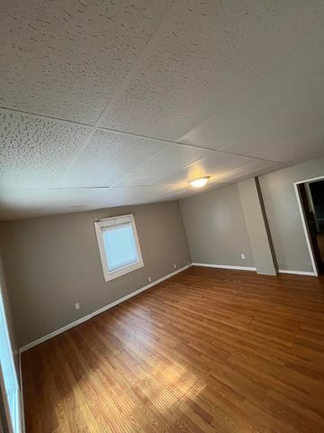 1511 W Florida Street, Springfield, MO 65803