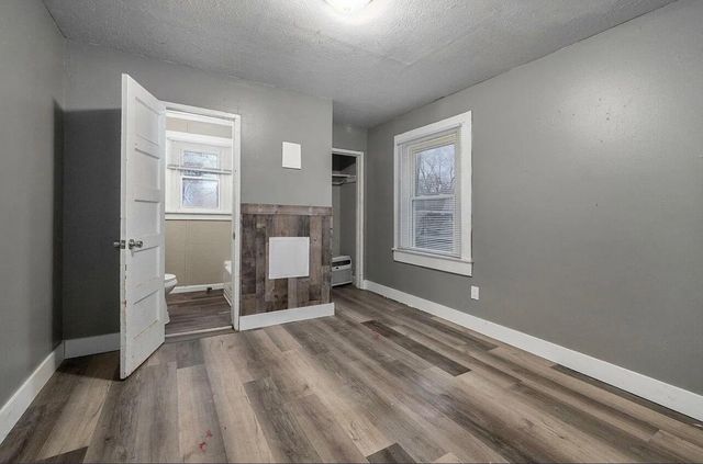 1511 W Florida Street, Springfield, MO 65803