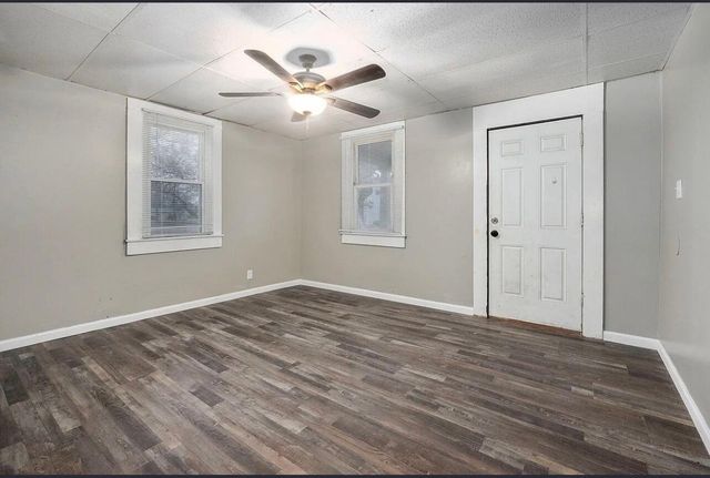 1511 W Florida Street, Springfield, MO 65803