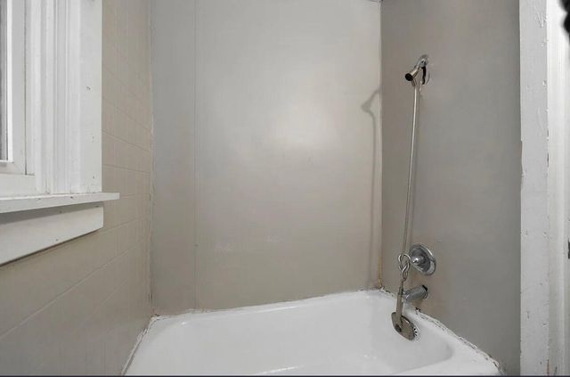 1511 W Florida Street, Springfield, MO 65803