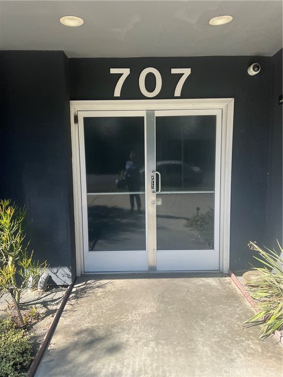 707 W 4th 7, Long Beach, CA 90802 — photo 4