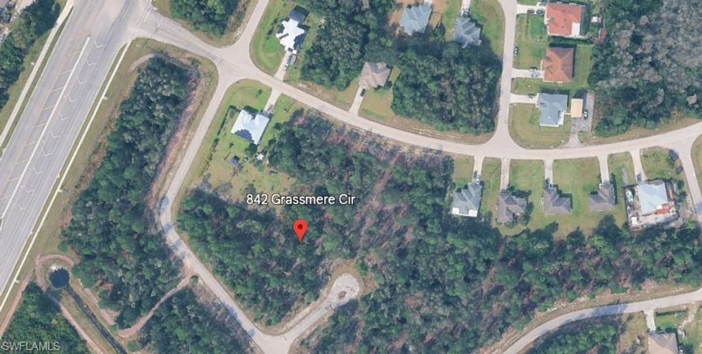 842 Grassmere CIR, LEHIGH ACRES, FL 33974 — photo 3
