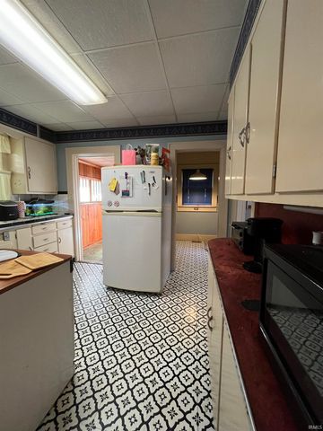 1108 W 6th Street, Marion, IN 46953