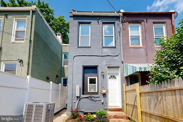2320 LEXINGTON ST, Baltimore, MD 21223