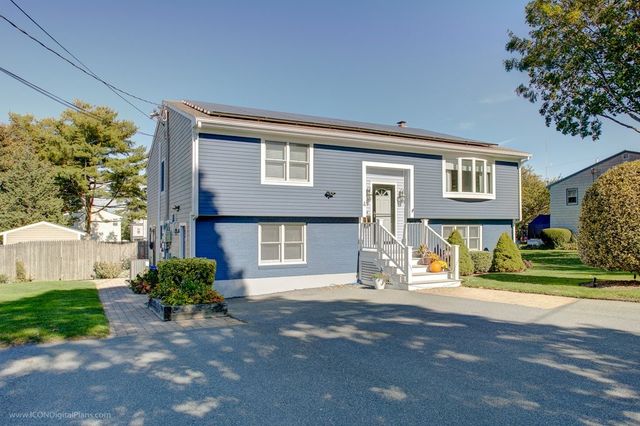 4 Evarts Street, Newport, RI 02840
