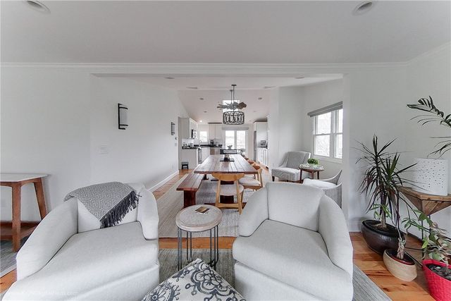 4 Evarts Street, Newport, RI 02840