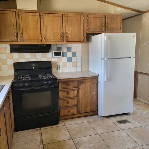 930 8th Street, Sanford, CO 81151