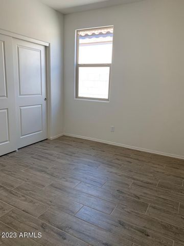 2340 W Sunland Avenue, Phoenix, AZ 85041