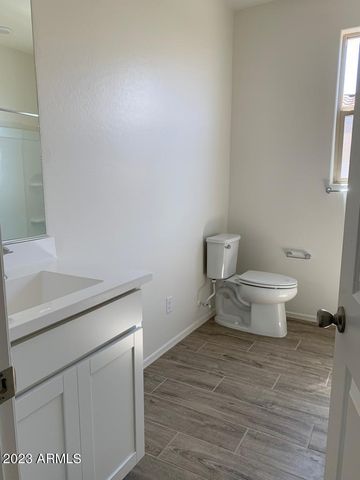 2340 W Sunland Avenue, Phoenix, AZ 85041