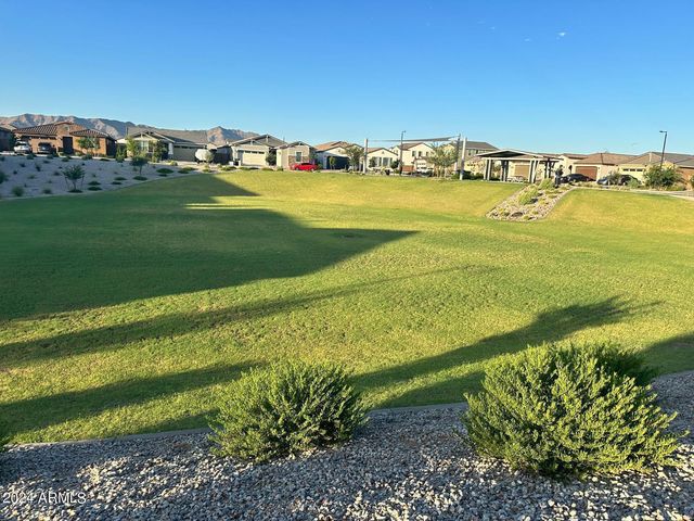2340 W Sunland Avenue, Phoenix, AZ 85041