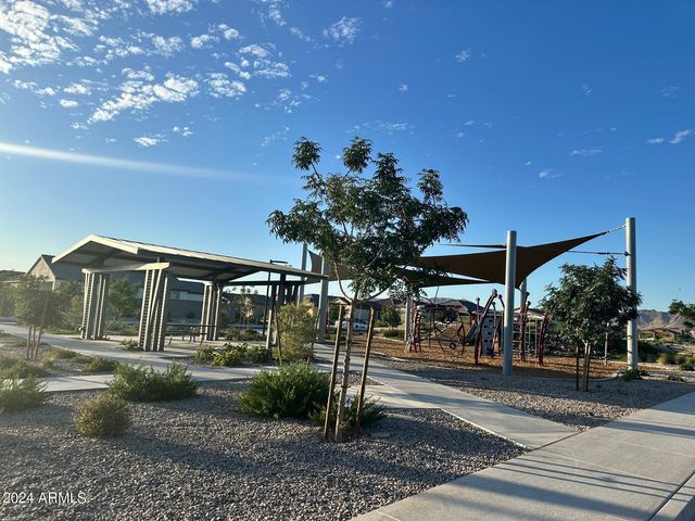 2340 W Sunland Avenue, Phoenix, AZ 85041