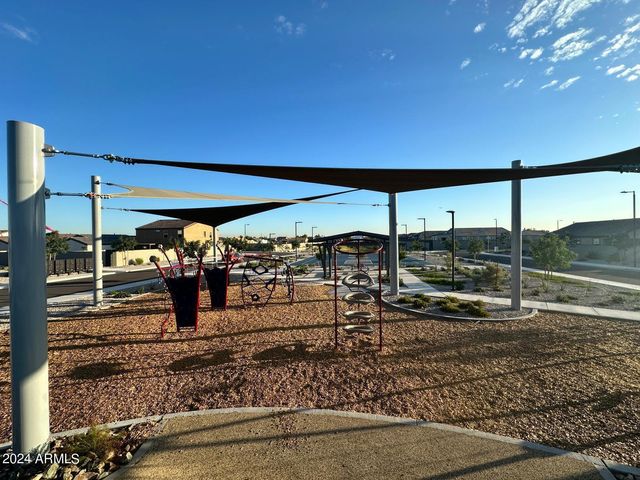 2340 W Sunland Avenue, Phoenix, AZ 85041
