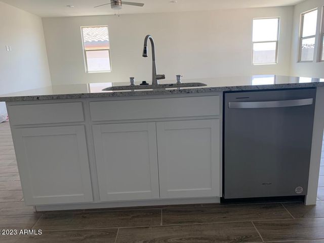 2340 W Sunland Avenue, Phoenix, AZ 85041