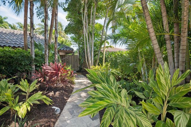 2525 Barcelona Drive, Fort Lauderdale, FL 33301